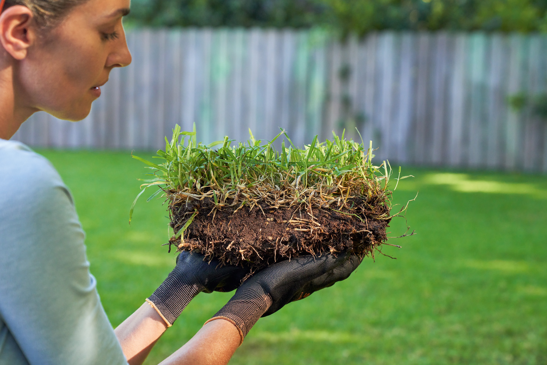 Bodenverbesserung im Garten STIHL