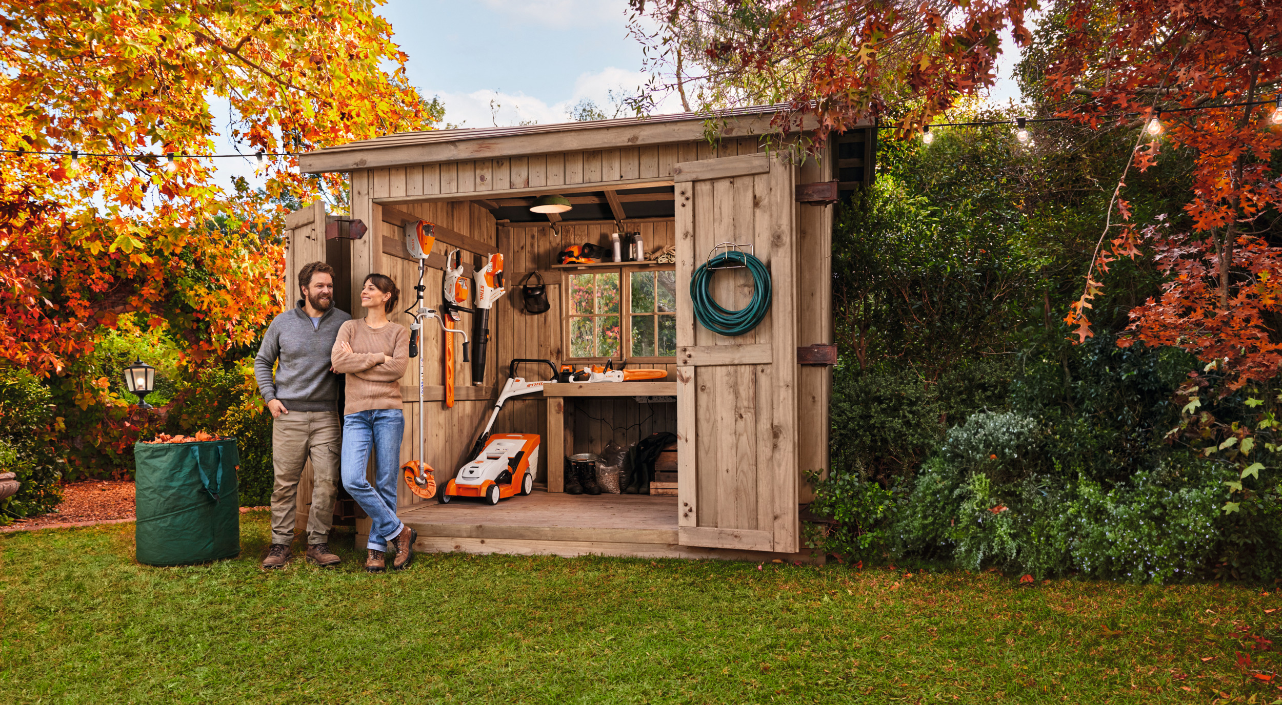 https://www.stihl.at/content/dam/stihl/vu/at/de/images/pressetexte-pdf/104291_GARDEN_TOOL_AUTUMN_CAMPAIGN-kleiner.jpg