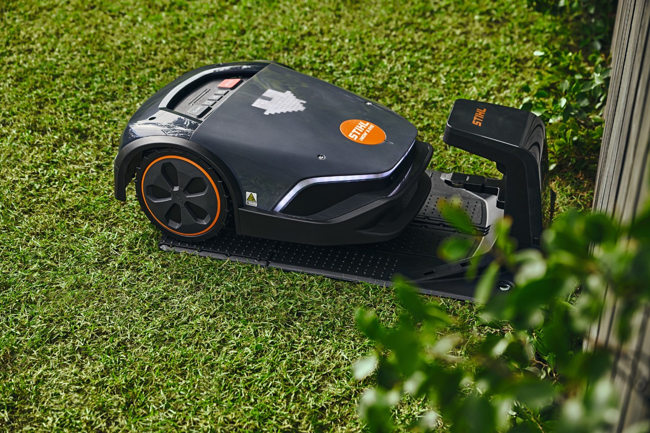 STIHL iMOW Mähroboter