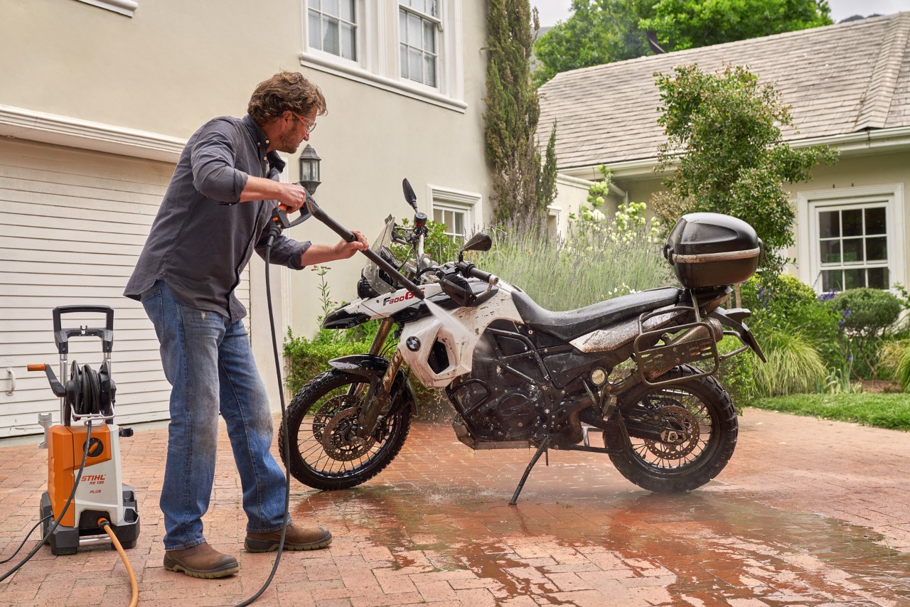 Motorrad waschen