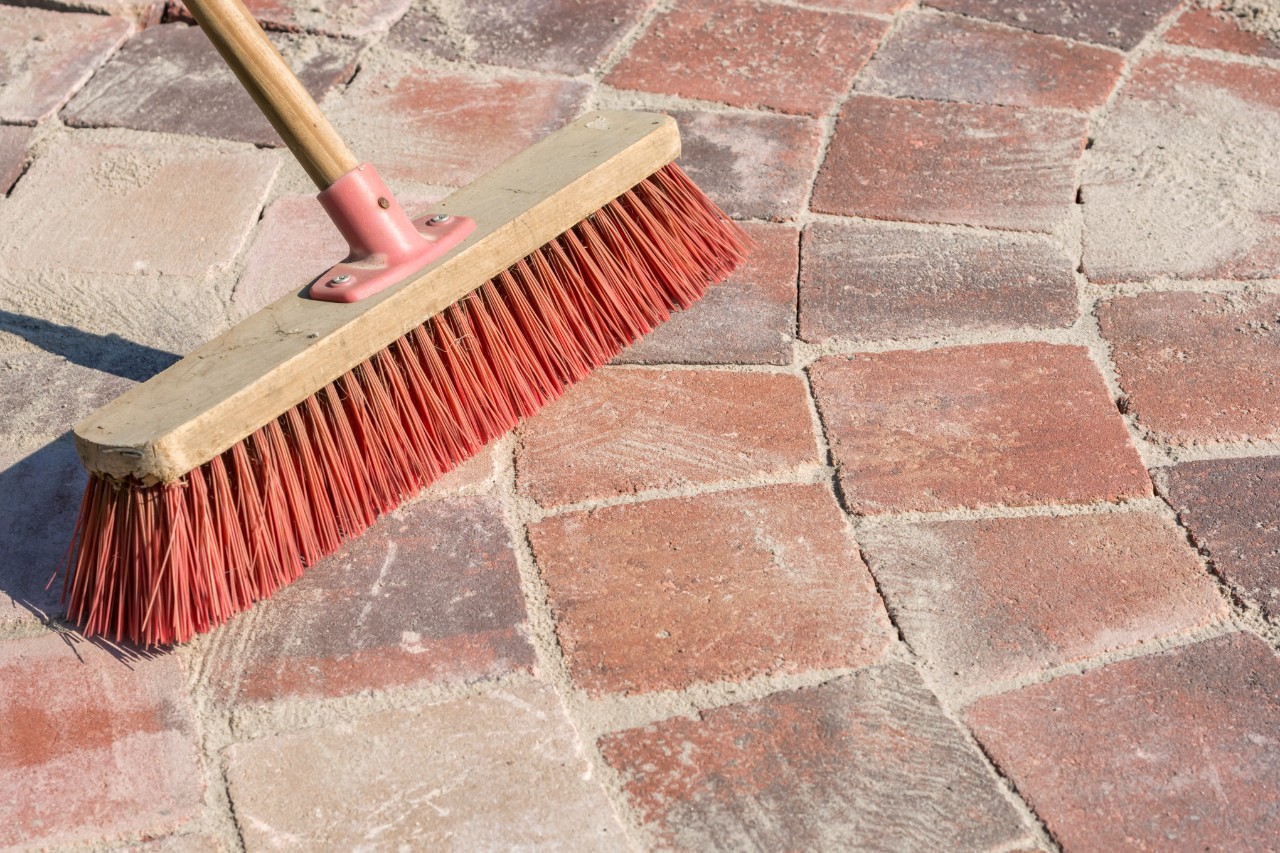 Betonpflaster reinigen